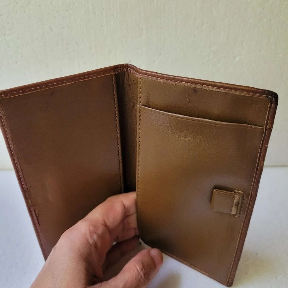 Coach Logo Wallet Checkbook Cover Vintage Brown and Beige Cloth & Leather READ*